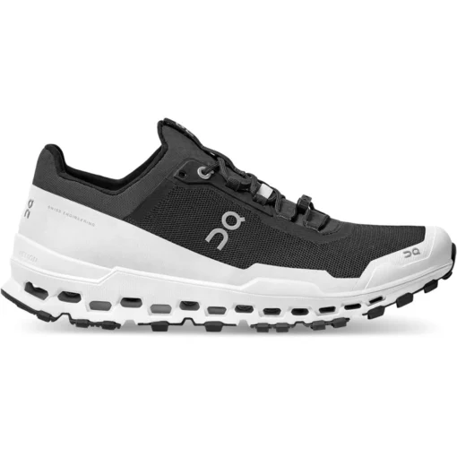 On Running Men's Cloudultra -Sports Gear Store Small PNG SS21 Cloudultra Black White M Pack Shot 1 1